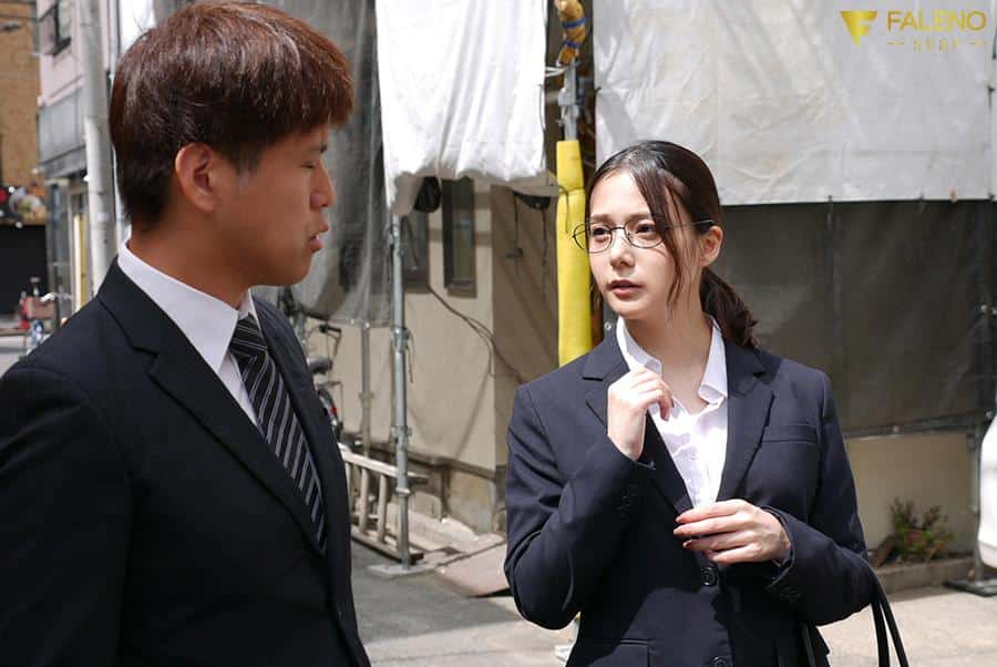 porn japan เห็นเรียบร้อยเธอฟาดเรียบเรื่องเซ็กส์ FSDSS-719