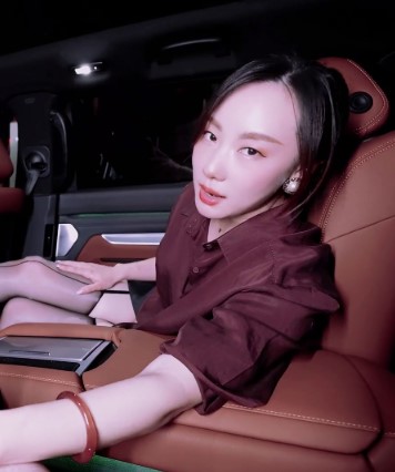 avจีนซับไทย JDSY300 บอสสาวล่อคนขับรถ