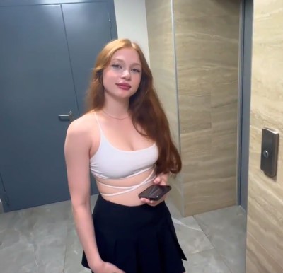 เจอหน้าลิฟท์xxx Jeg Narrede Min Nabo izzy Wild