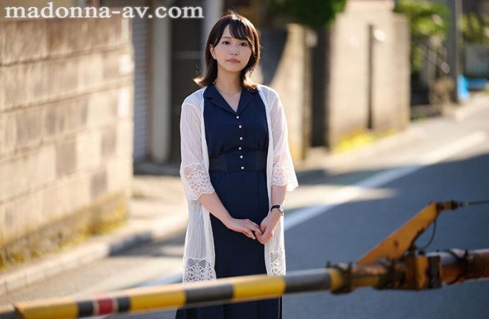 JUQ-660 [Uncencer] เดบิวต์จัดเต็มนอกใจสามี Nagasaki Yukine